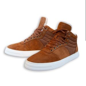 NWOT PAWJ California Arctic Fleece Shoe Chestnut Vegan Suede Shearling 9.5